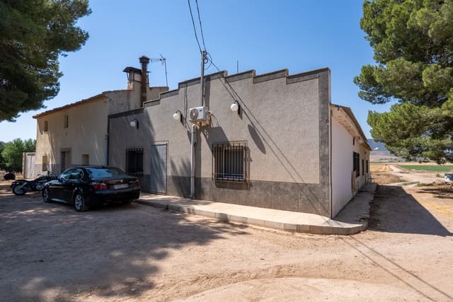 3 soveværelse Finca/Landehus til salg i Yecla med swimmingpool - € 210.000 (Ref: 9160353)