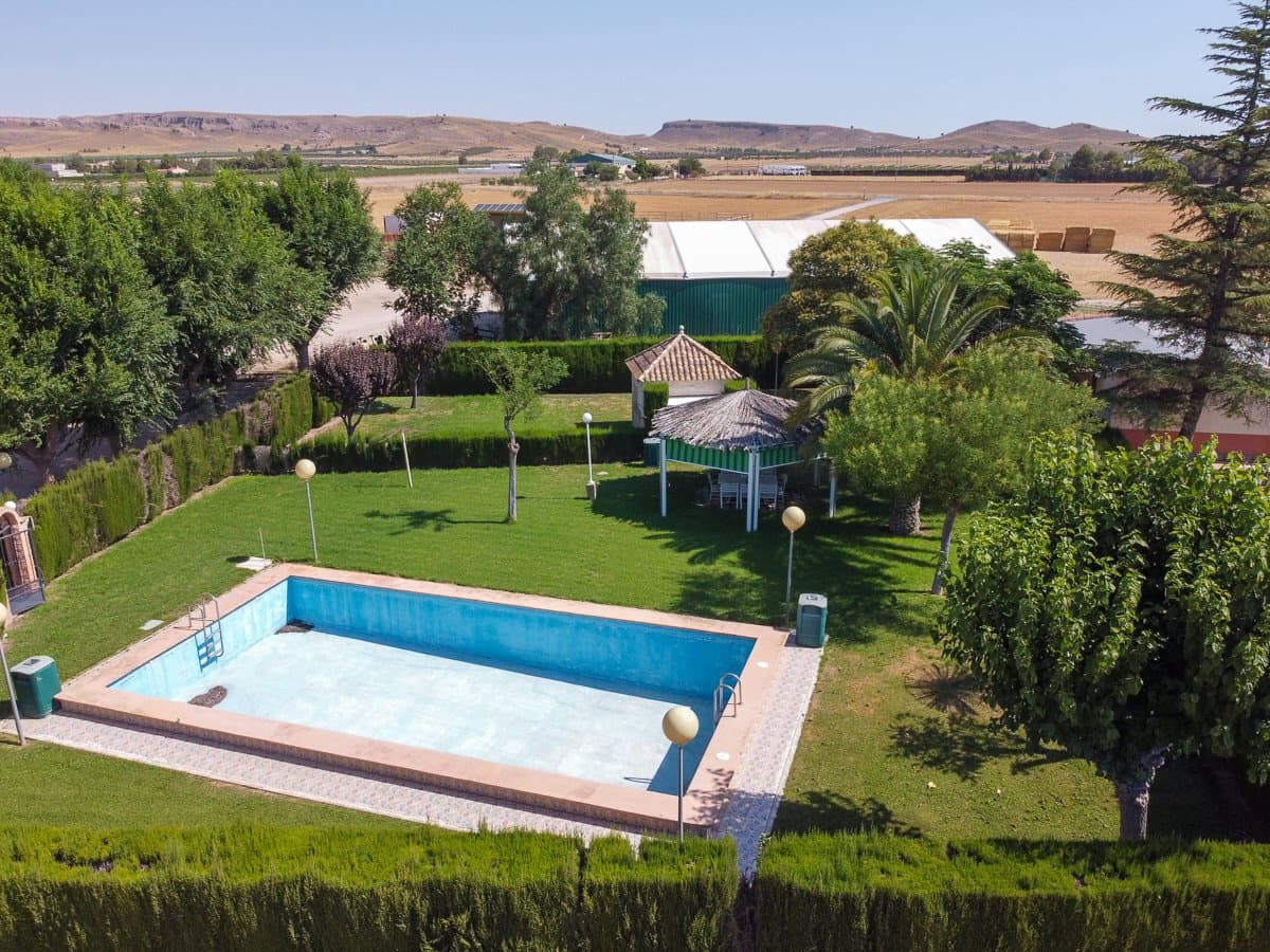 3 soverom Finca/Herregård til salgs i Yecla med svømmebasseng - € 210 000 (Ref: 9160353)