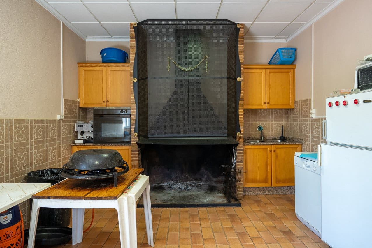 3 soverom Finca/Herregård til salgs i Yecla med svømmebasseng - € 210 000 (Ref: 9160353)