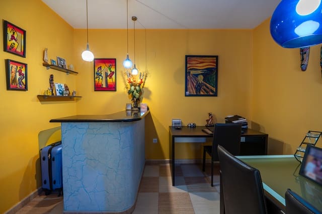 4 quarto Apartamento para venda em Pinoso com piscina - 149 950 € (Ref: 9160558)