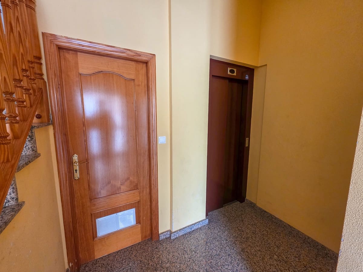 4 quarto Apartamento para venda em Pinoso com piscina - 149 950 € (Ref: 9160558)
