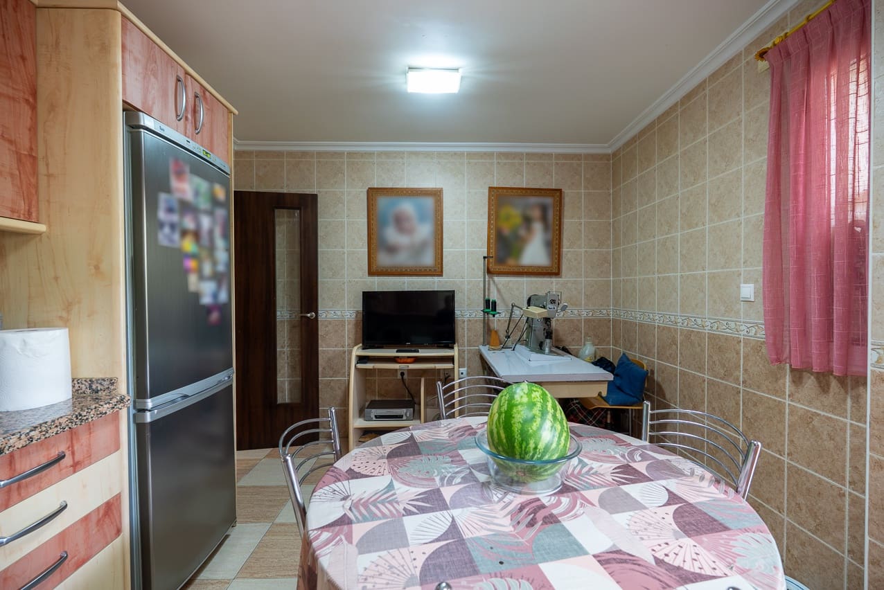 4 quarto Apartamento para venda em Pinoso com piscina - 149 950 € (Ref: 9160558)