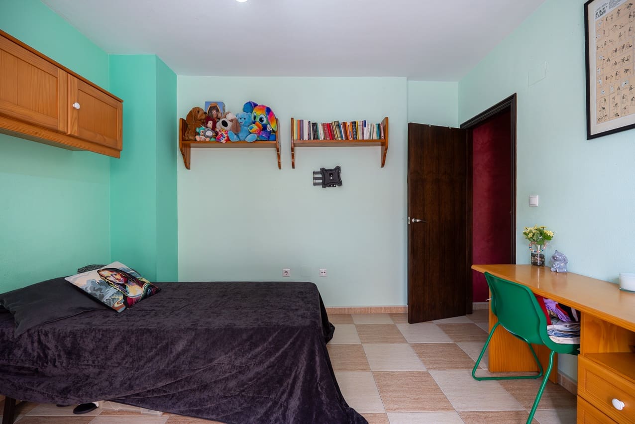 4 quarto Apartamento para venda em Pinoso com piscina - 149 950 € (Ref: 9160558)