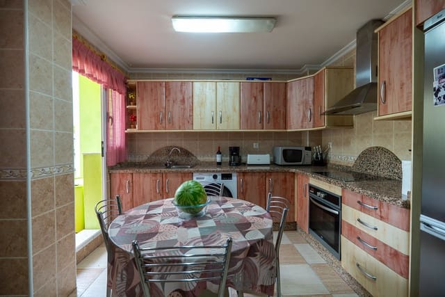 4 sypialnia Apartament na sprzedaż w Pinoso z basenem - 149 950 € (Ref: 9160558)