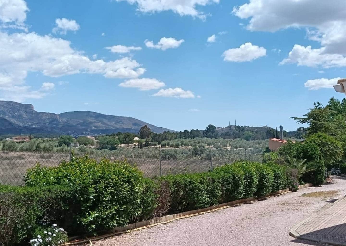 5 sovrum Villa till salu i Sax med pool - 299 995 € (Ref: 9184678)