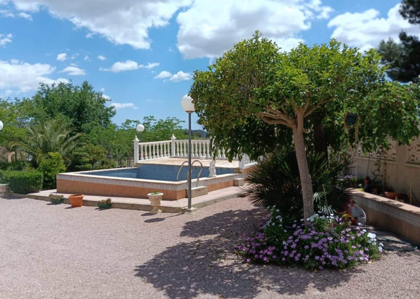 5 sovrum Villa till salu i Sax med pool - 299 995 € (Ref: 9184678)