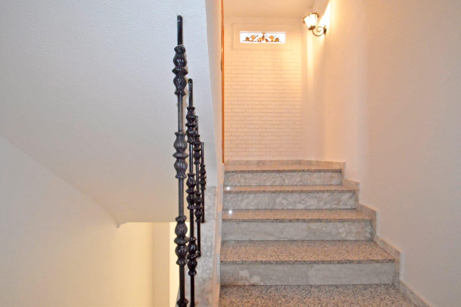 4 soveværelse Byhus til salg i Sax med swimmingpool - € 249.000 (Ref: 9194269)