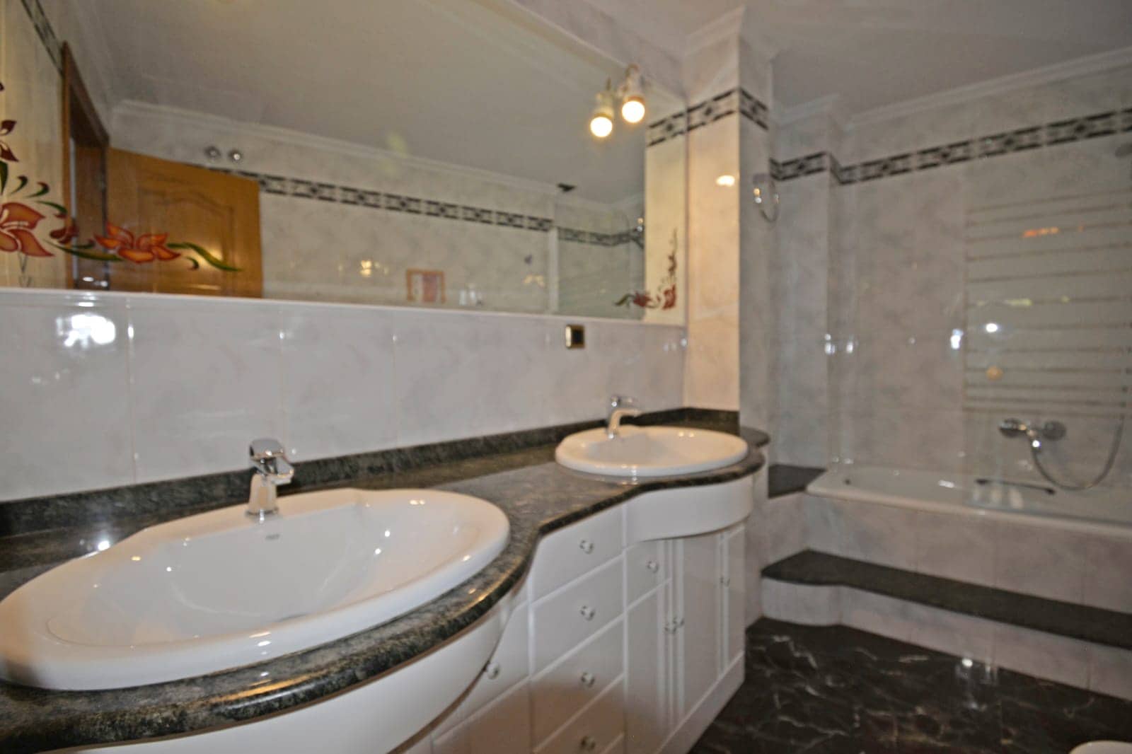 4 soveværelse Byhus til salg i Sax med swimmingpool - € 249.000 (Ref: 9194269)