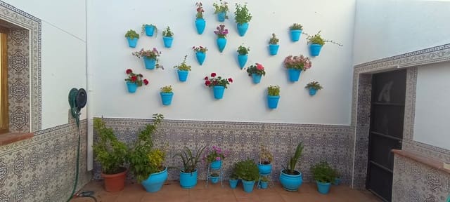 4 soveværelse Byhus til salg i Sax med swimmingpool - € 249.000 (Ref: 9194269)