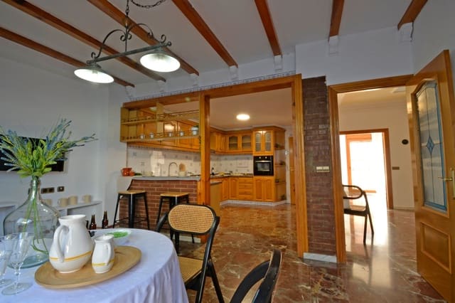 4 sovrum Hus till salu i Sax med pool - 249 000 € (Ref: 9194269)