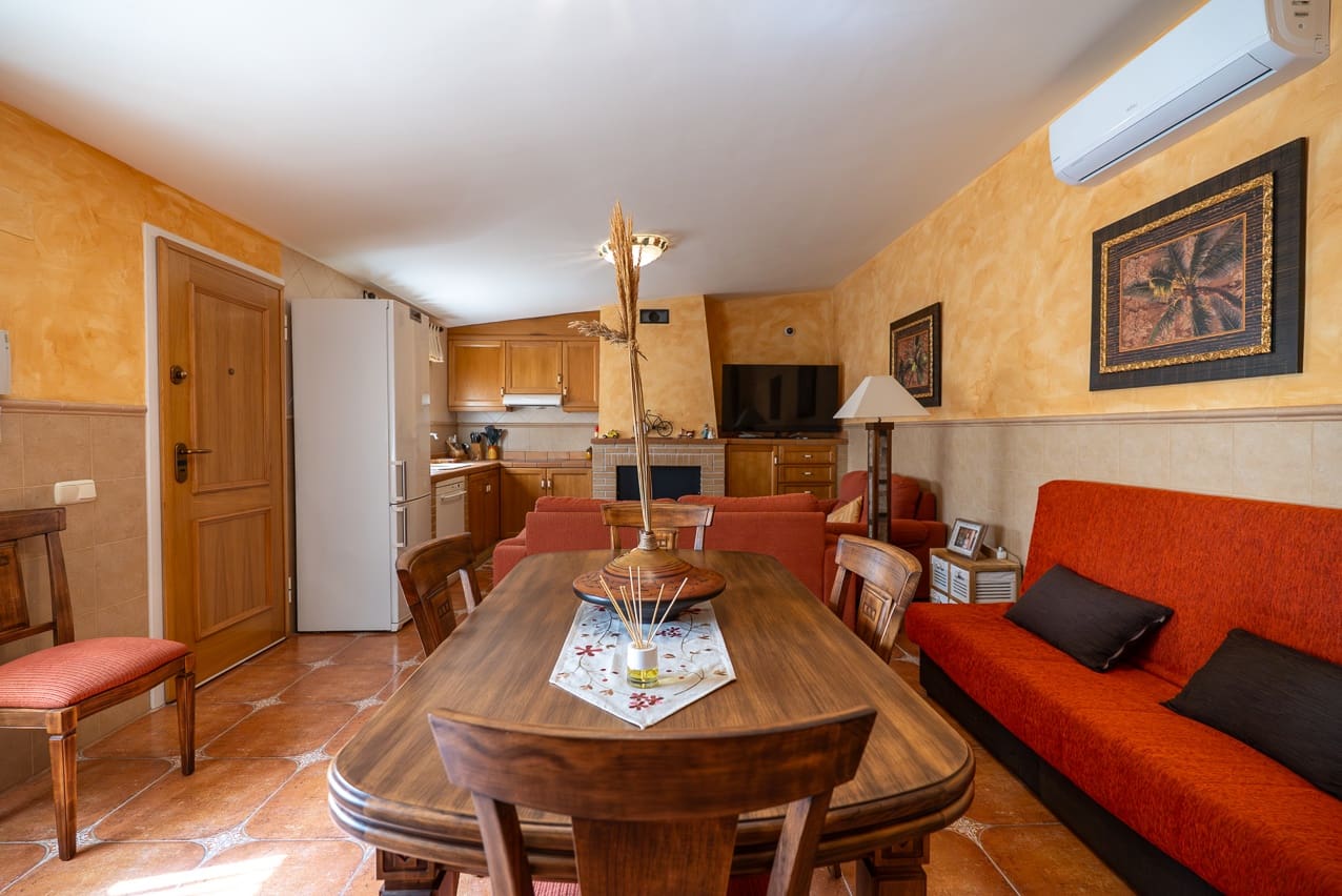 5 bedroom Villa for sale in Villena with pool - € 449,000 (Ref: 9207757)