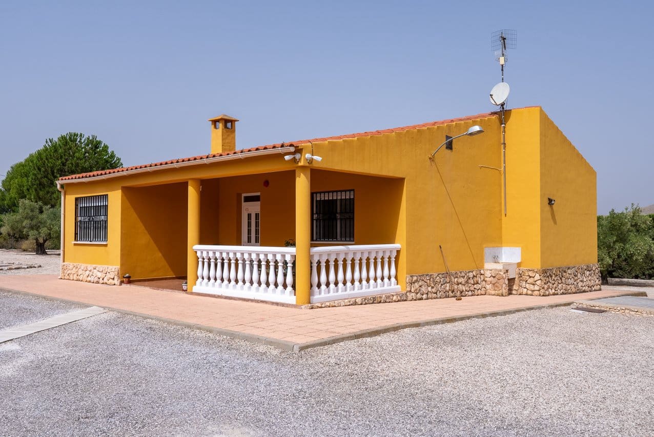 5 Zimmer Villa zu verkaufen in Villena mit Pool - 395.000 € (Ref: 9207757)