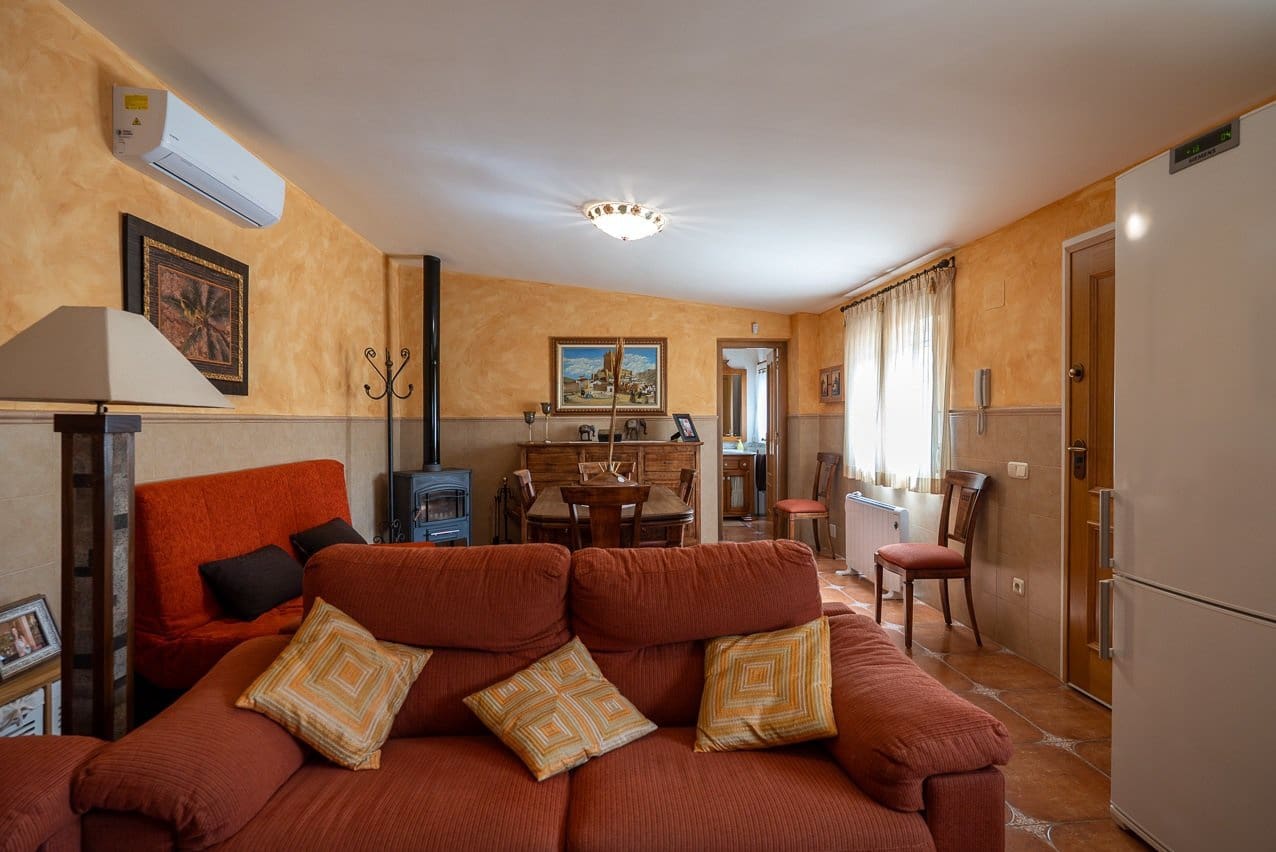 5 Zimmer Villa zu verkaufen in Villena mit Pool - 395.000 € (Ref: 9207757)