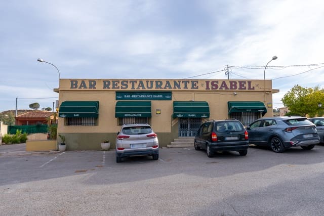 Restaurant/Bar for sale in Pinoso - € 480,000 (Ref: 9216773)