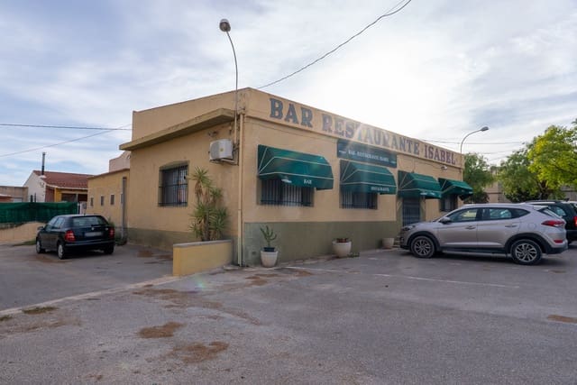 Restaurant/Bar for sale in Pinoso - € 480,000 (Ref: 9216773)