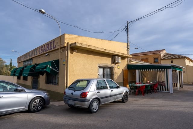 Restaurant/Bar for sale in Pinoso - € 480,000 (Ref: 9216773)