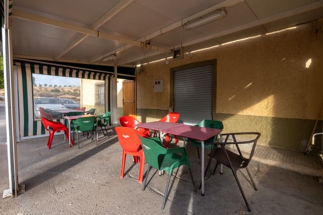 Restaurant/Bar for sale in Pinoso - € 480,000 (Ref: 9216773)