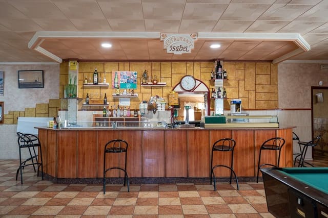 Ristorante/Bar in vendita in Pinoso con piscina - 480.000 € (Rif: 9216773)