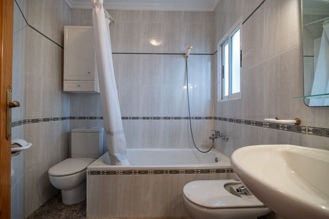 6 bedroom Townhouse for sale in Macisvenda, Abanilla with pool - € 85,000 (Ref: 9221431)