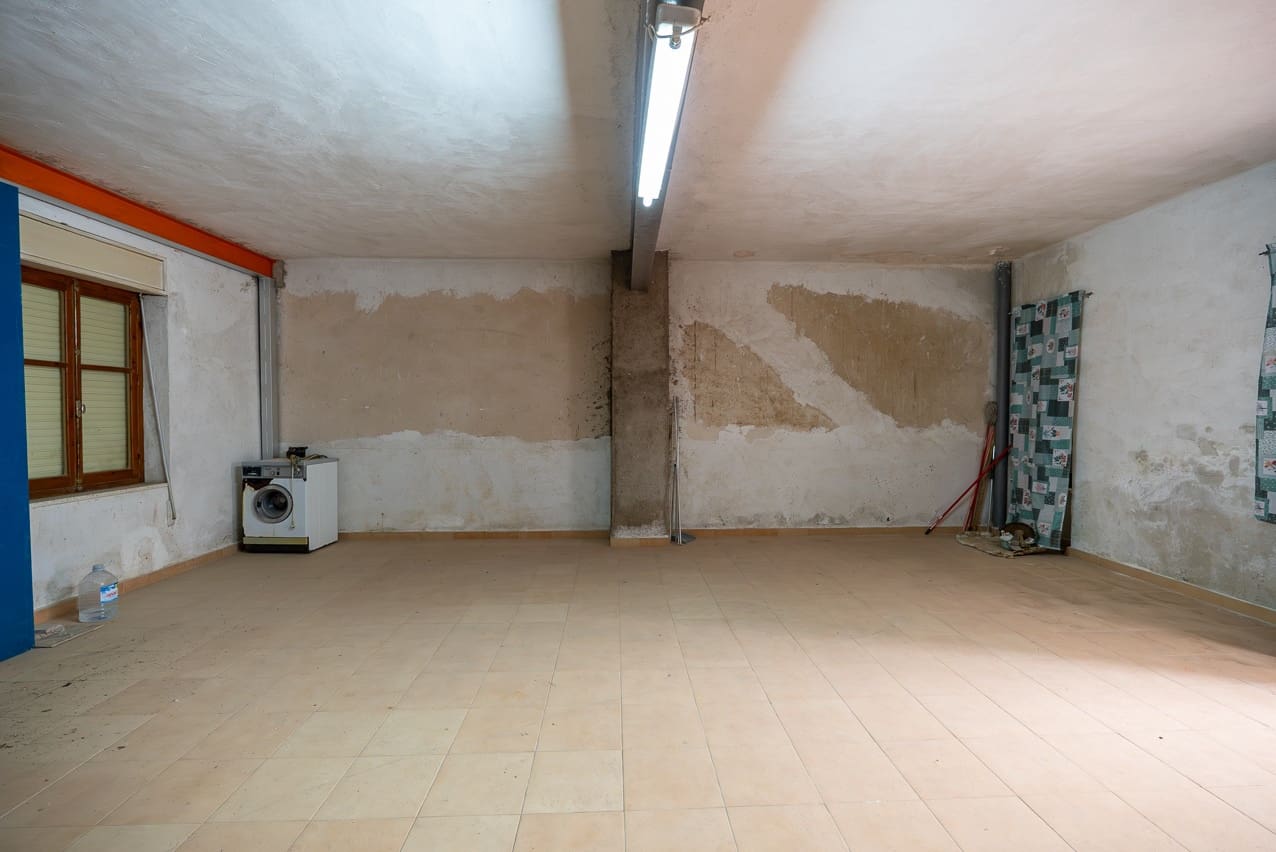 6 soverom Hus til salgs i Macisvenda med svømmebasseng - € 85 000 (Ref: 9221431)