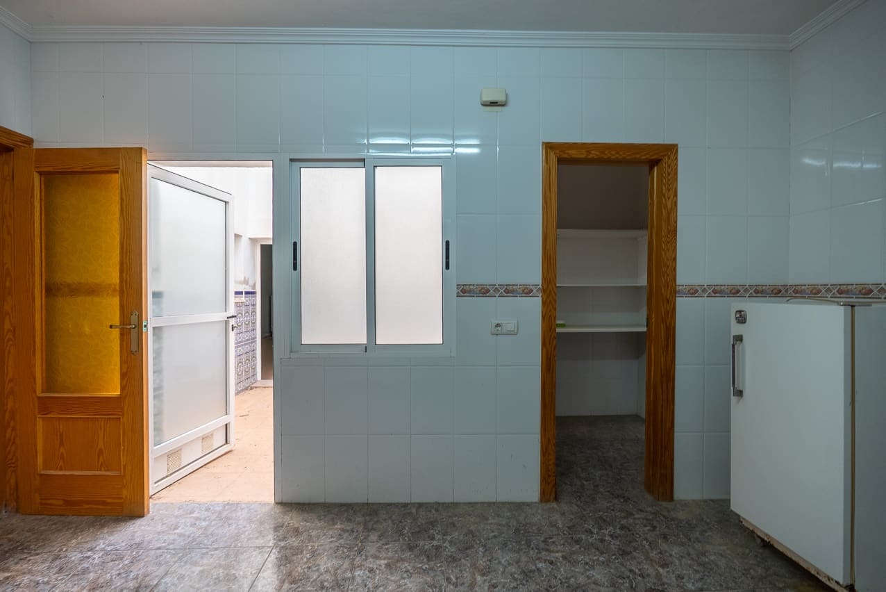 6 soverom Hus til salgs i Macisvenda med svømmebasseng - € 85 000 (Ref: 9221431)