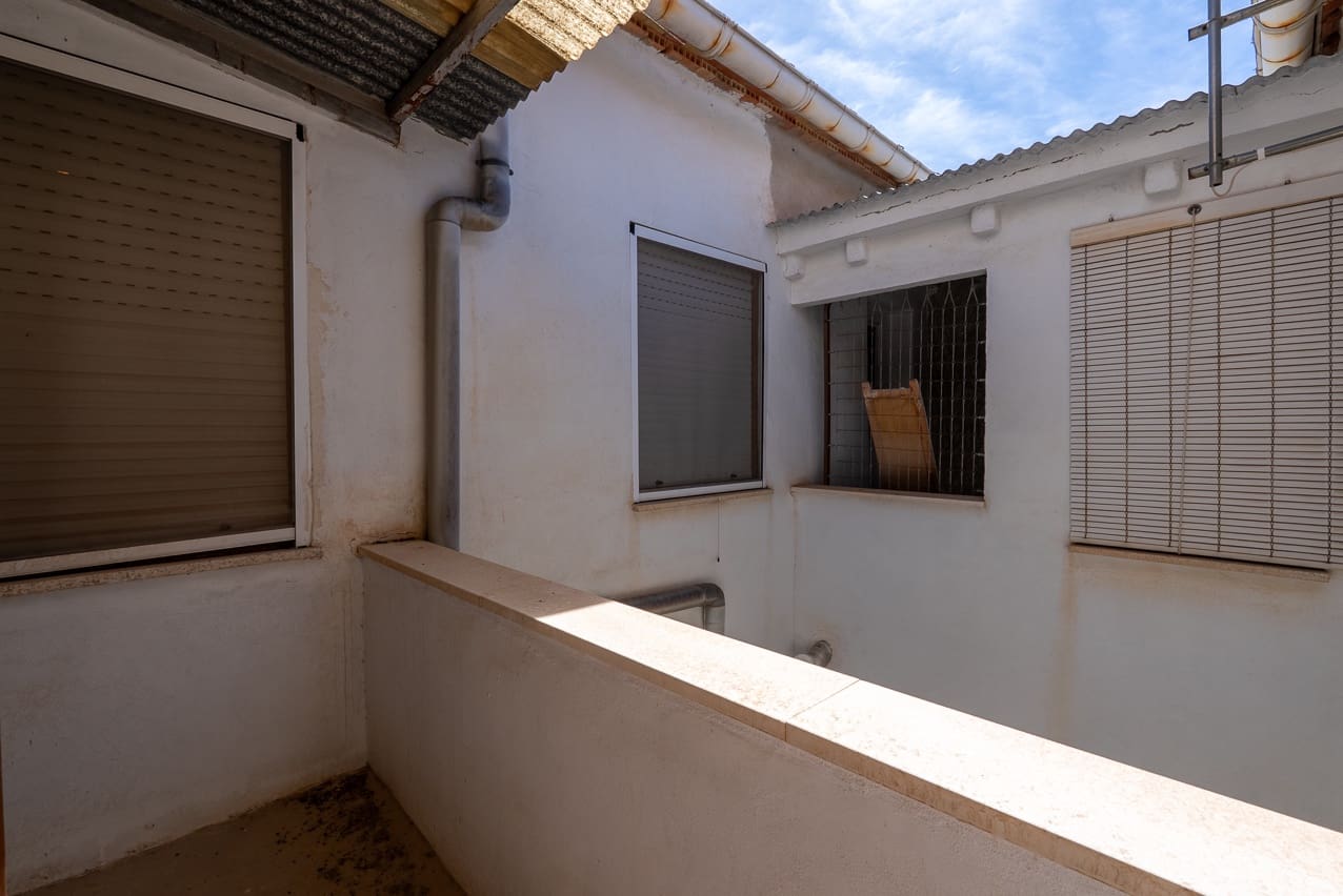 6 soverom Hus til salgs i Macisvenda med svømmebasseng - € 85 000 (Ref: 9221431)