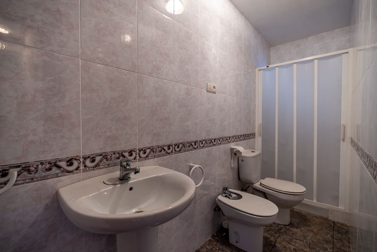 6 soverom Hus til salgs i Macisvenda med svømmebasseng - € 85 000 (Ref: 9221431)