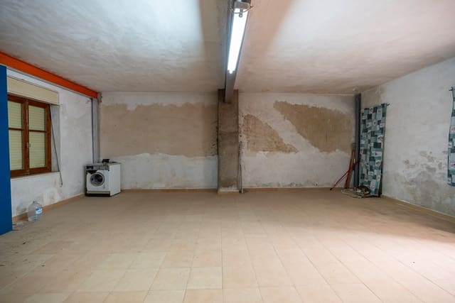 6 bedroom Townhouse for sale in Macisvenda, Abanilla with pool - € 85,000 (Ref: 9221431)