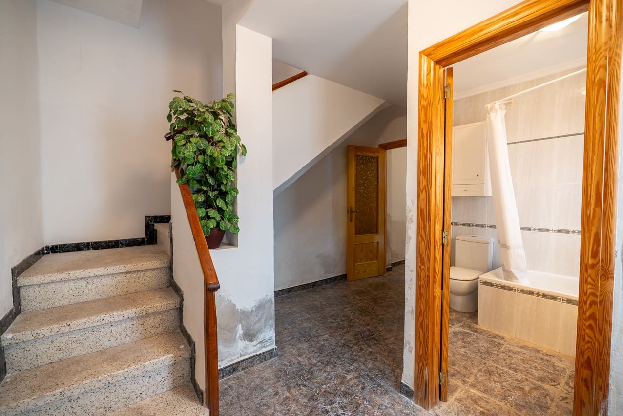 6 soverom Hus til salgs i Macisvenda med svømmebasseng - € 85 000 (Ref: 9221431)