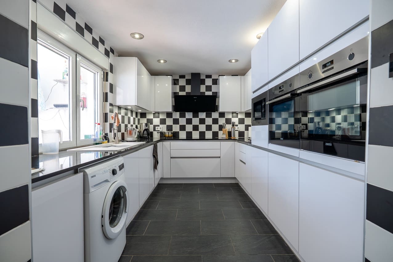 5 soverom Villa til salgs i Las Virtudes med svømmebasseng - € 365 000 (Ref: 9242453)