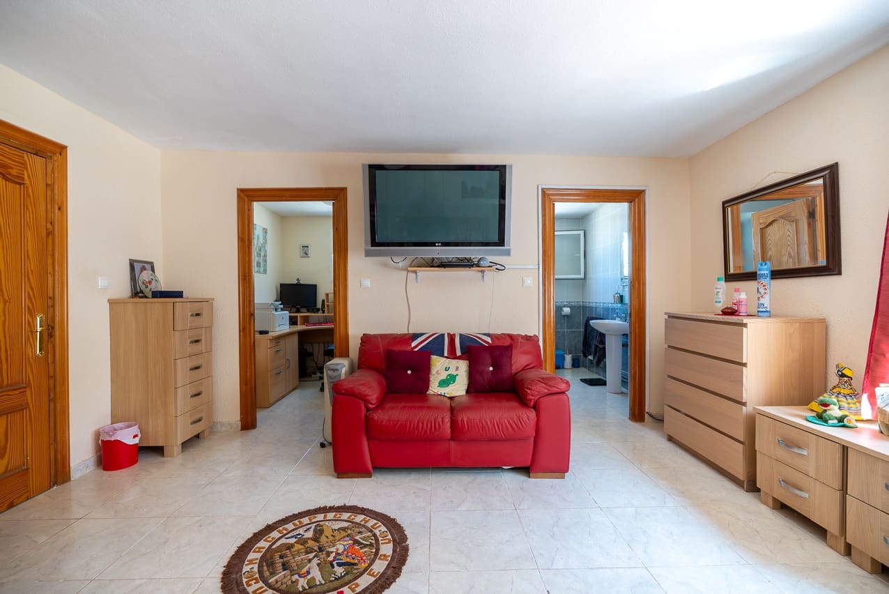 5 soverom Villa til salgs i Las Virtudes med svømmebasseng - € 365 000 (Ref: 9242453)