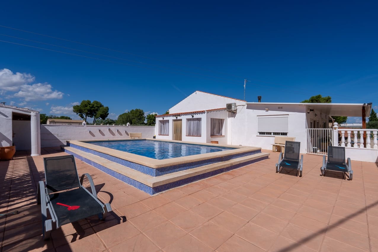 5 soverom Villa til salgs i Las Virtudes med svømmebasseng - € 365 000 (Ref: 9242453)