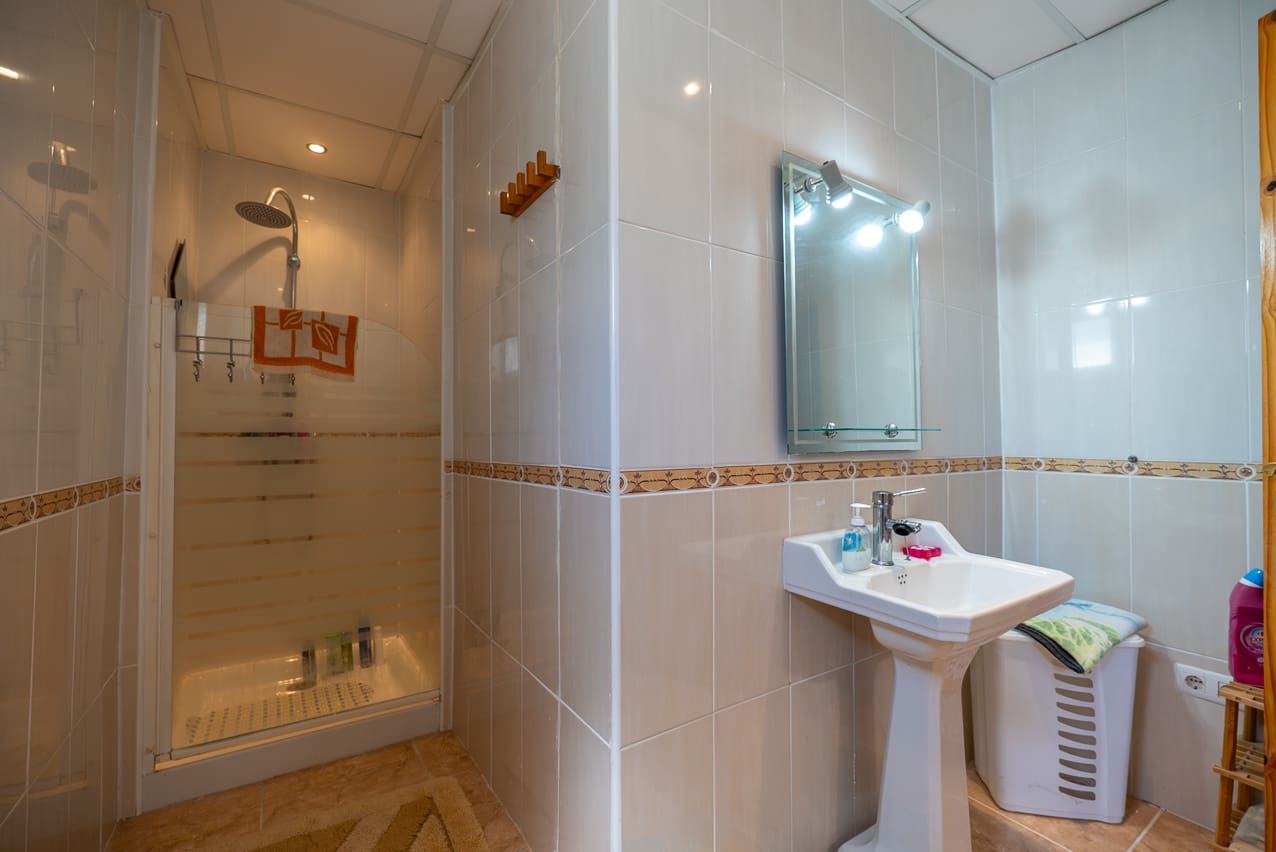 5 soverom Villa til salgs i Las Virtudes med svømmebasseng - € 365 000 (Ref: 9242453)