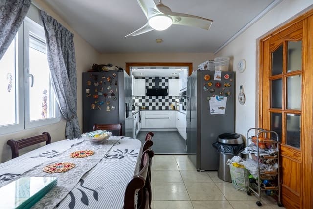 5 bedroom Villa for sale in Las Virtudes, Villena with pool - € 325,000 (Ref: 9242453)