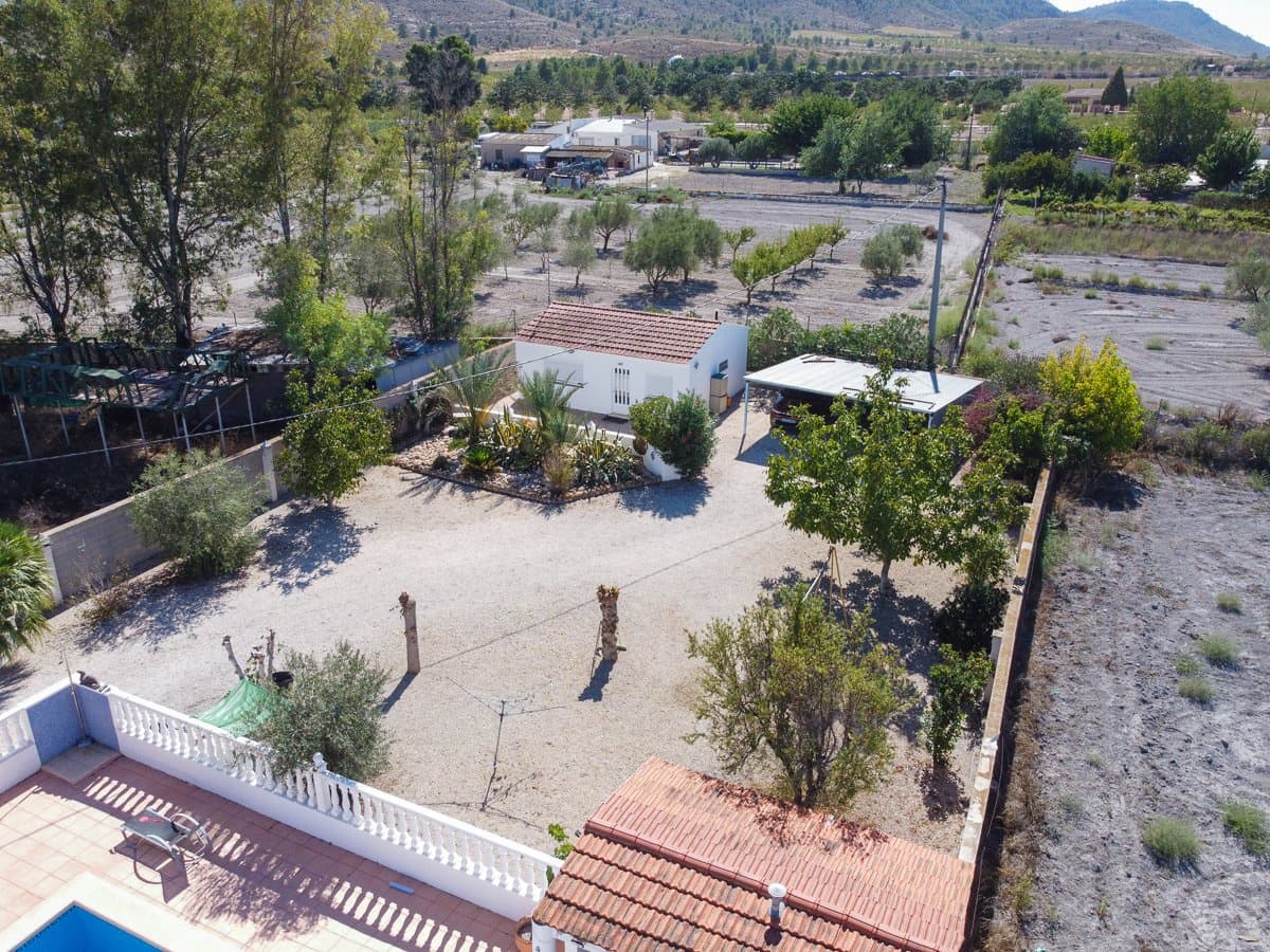 5 bedroom Villa for sale in Las Virtudes with pool - € 325,000 (Ref: 9242453)