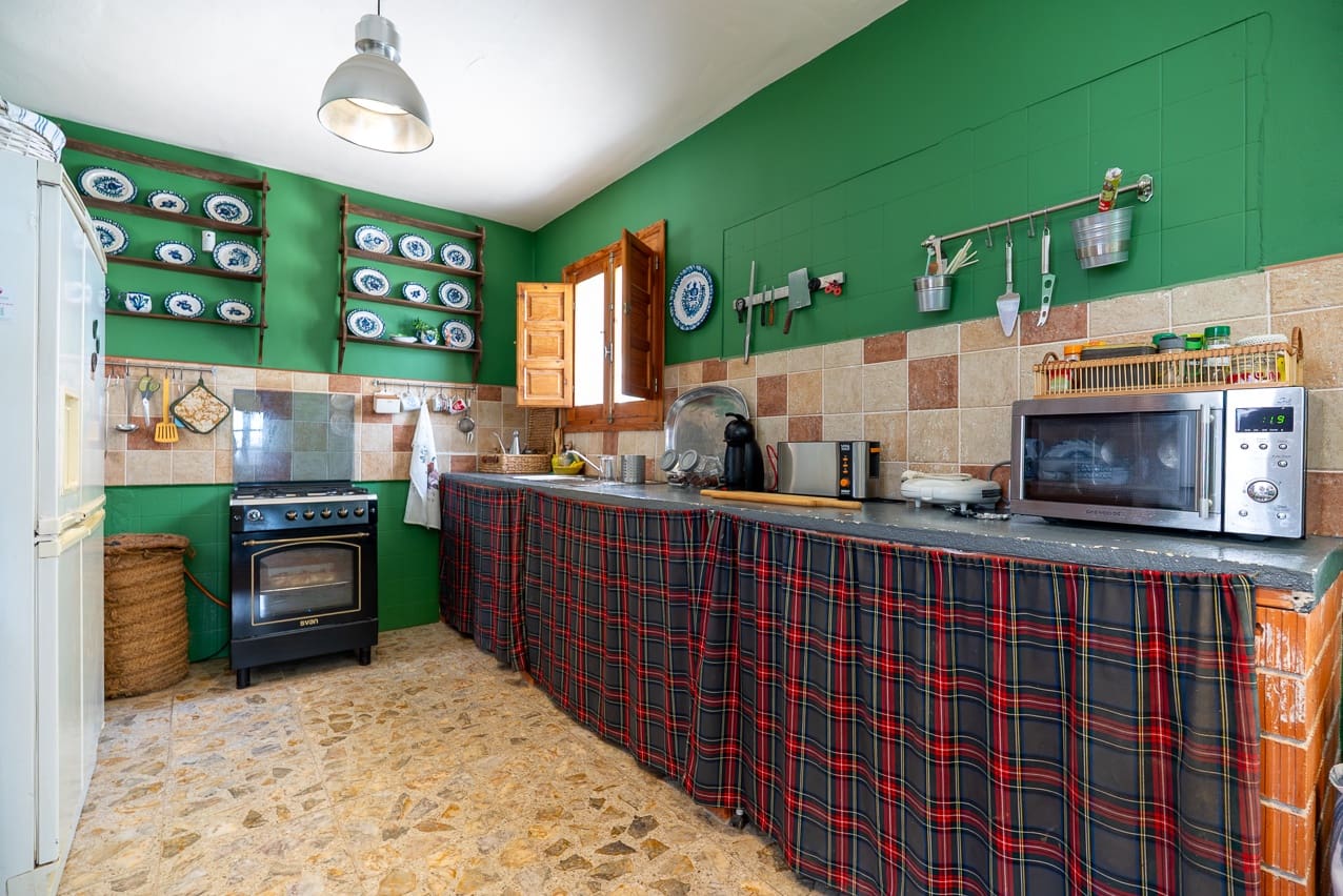 7 soverom Villa til salgs i La Alberquilla med svømmebasseng - € 425 000 (Ref: 9271487)