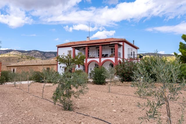 7 soverom Villa til salgs i La Alberquilla, Jumilla med svømmebasseng - € 425 000 (Ref: 9271487)
