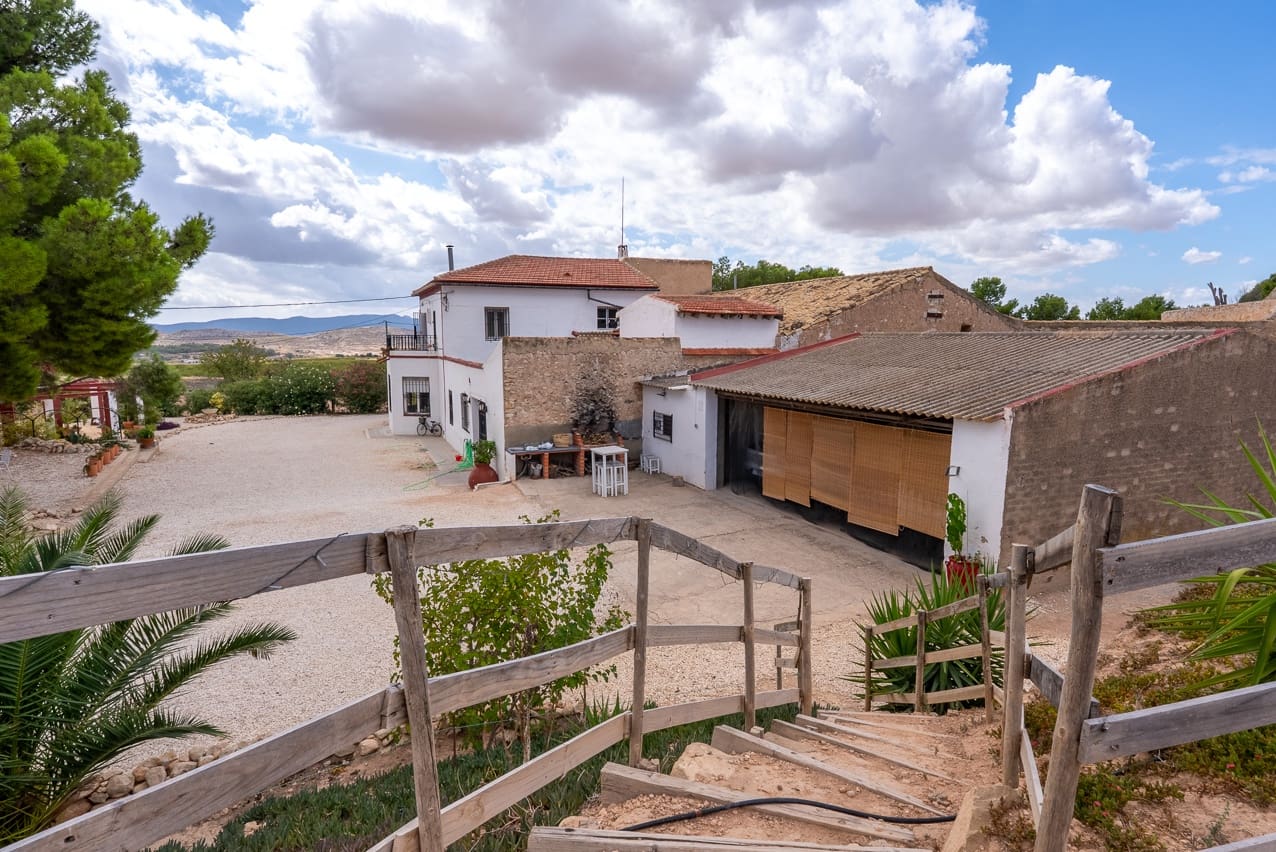 7 soverom Villa til salgs i La Alberquilla med svømmebasseng - € 425 000 (Ref: 9271487)