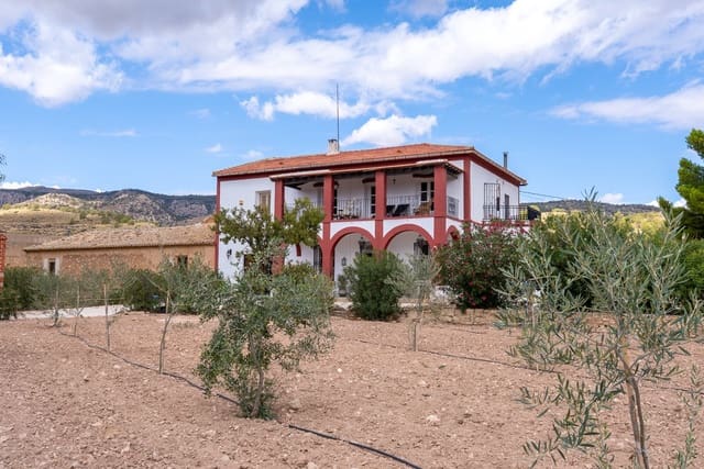 7 soveværelse Villa til salg i La Alberquilla, Jumilla med swimmingpool - € 399.950 (Ref: 9271487)