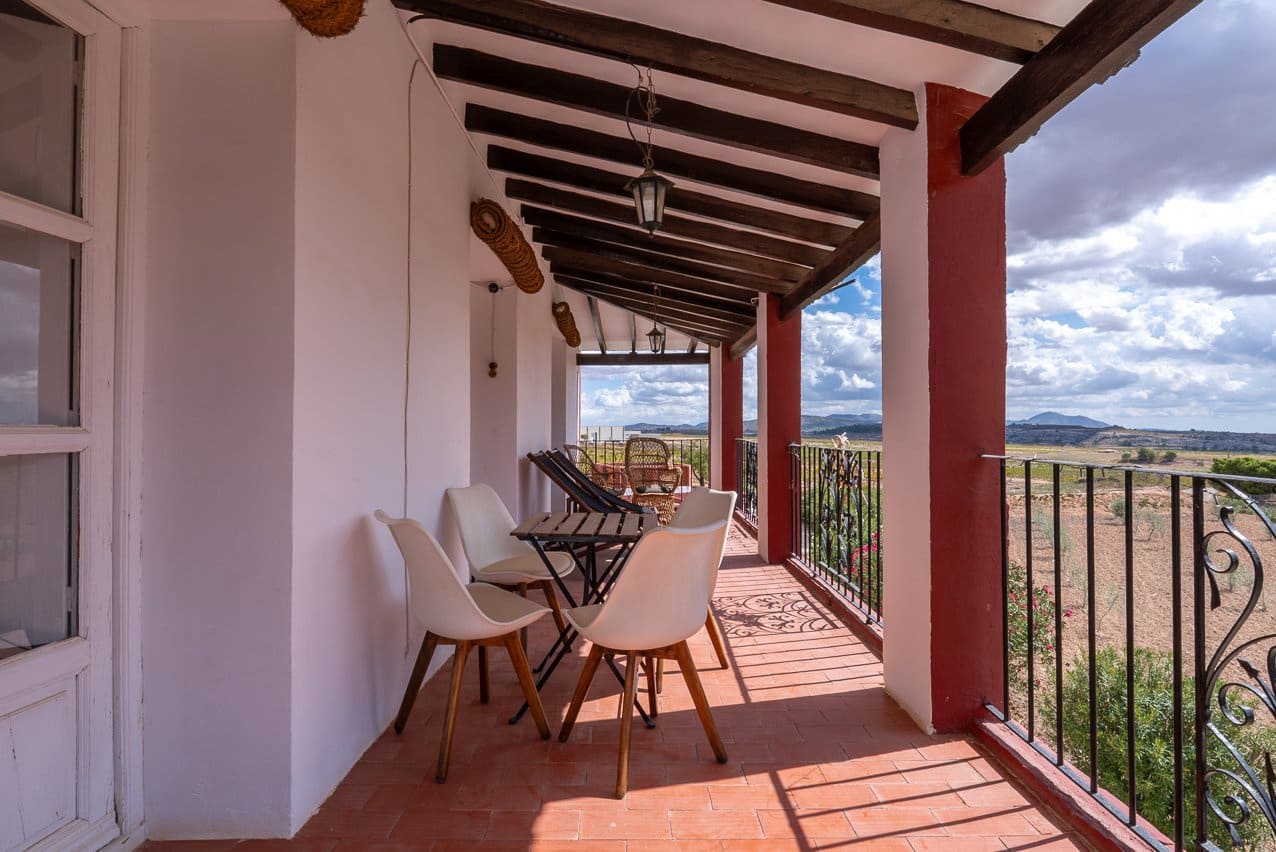 Chalet de 7 habitaciones en La Alberquilla en venta con piscina - 399.950 € (Ref: 9271487)