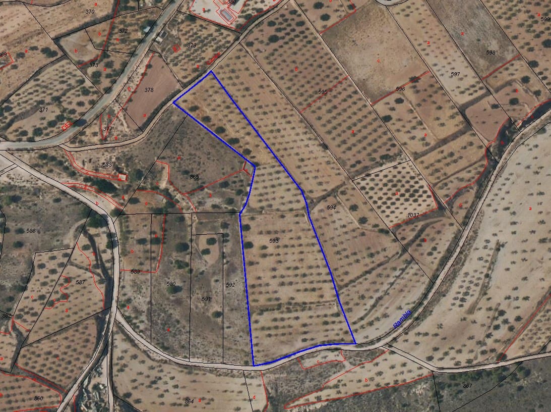 Terreno Não Urbanizado para venda em Macisvenda - 55 000 € (Ref: 9278540)