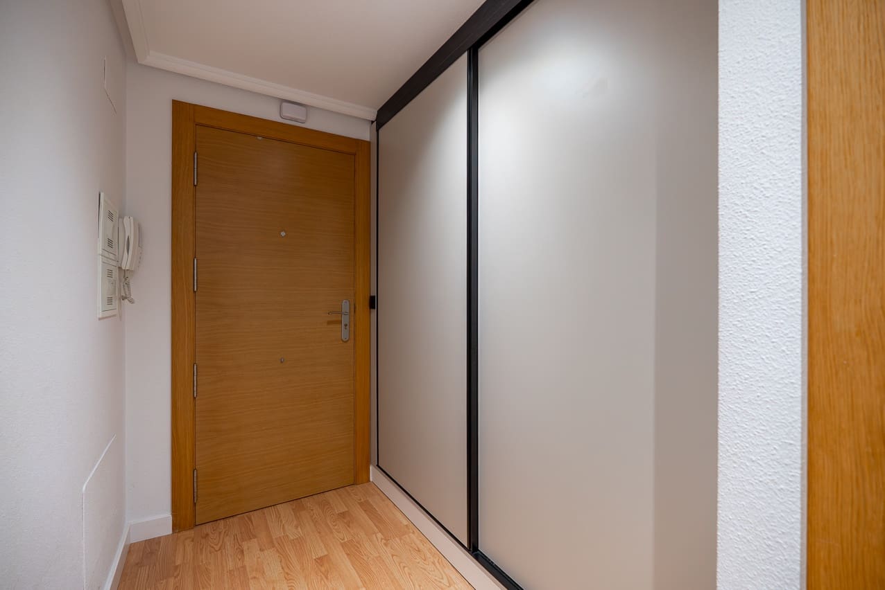 3 soveværelse Lejlighed til salg i Pinoso med swimmingpool - € 149.950 (Ref: 9308815)