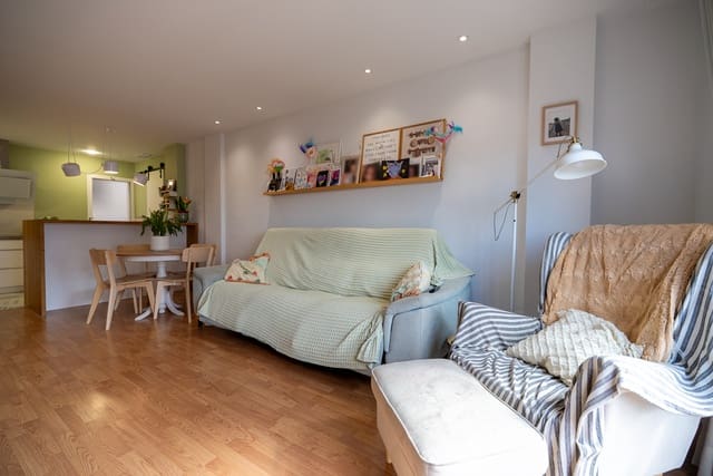 3 quarto Apartamento para venda em Pinoso com piscina - 149 950 € (Ref: 9308815)