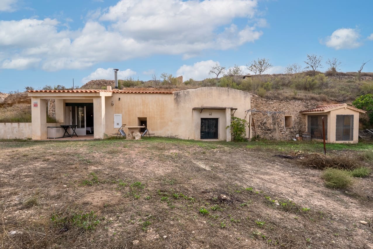 4 soveværelse Hulehus til salg i Algayat med swimmingpool - € 149.950 (Ref: 9312066)