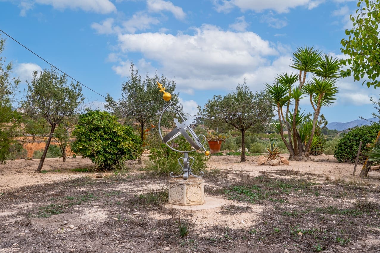 5 sovrum Finca/Hus på landet till salu i La Romana med pool - 270 000 € (Ref: 9312067)