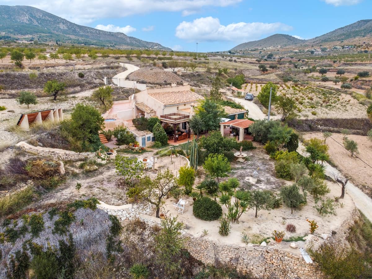 5 sovrum Finca/Hus på landet till salu i La Romana med pool - 270 000 € (Ref: 9312067)