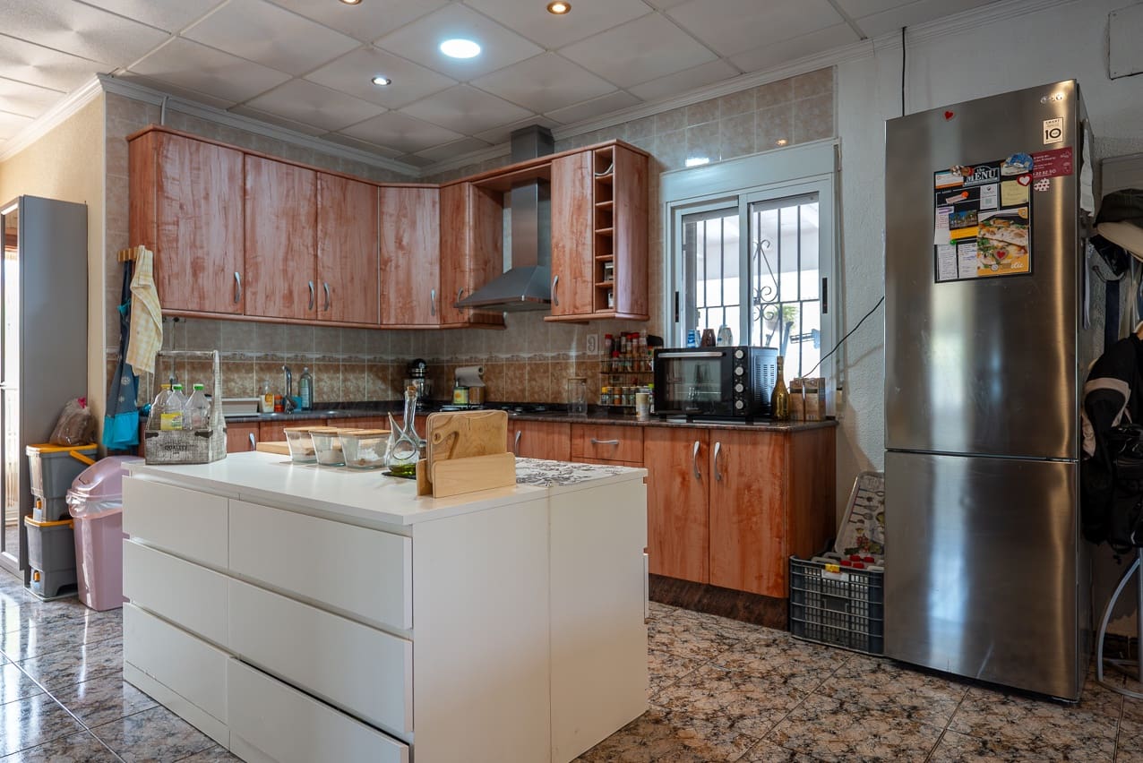 5 slaapkamer Finca/Landhuis te koop in Macisvenda met zwembad - € 285.000 (Ref: 9312068)