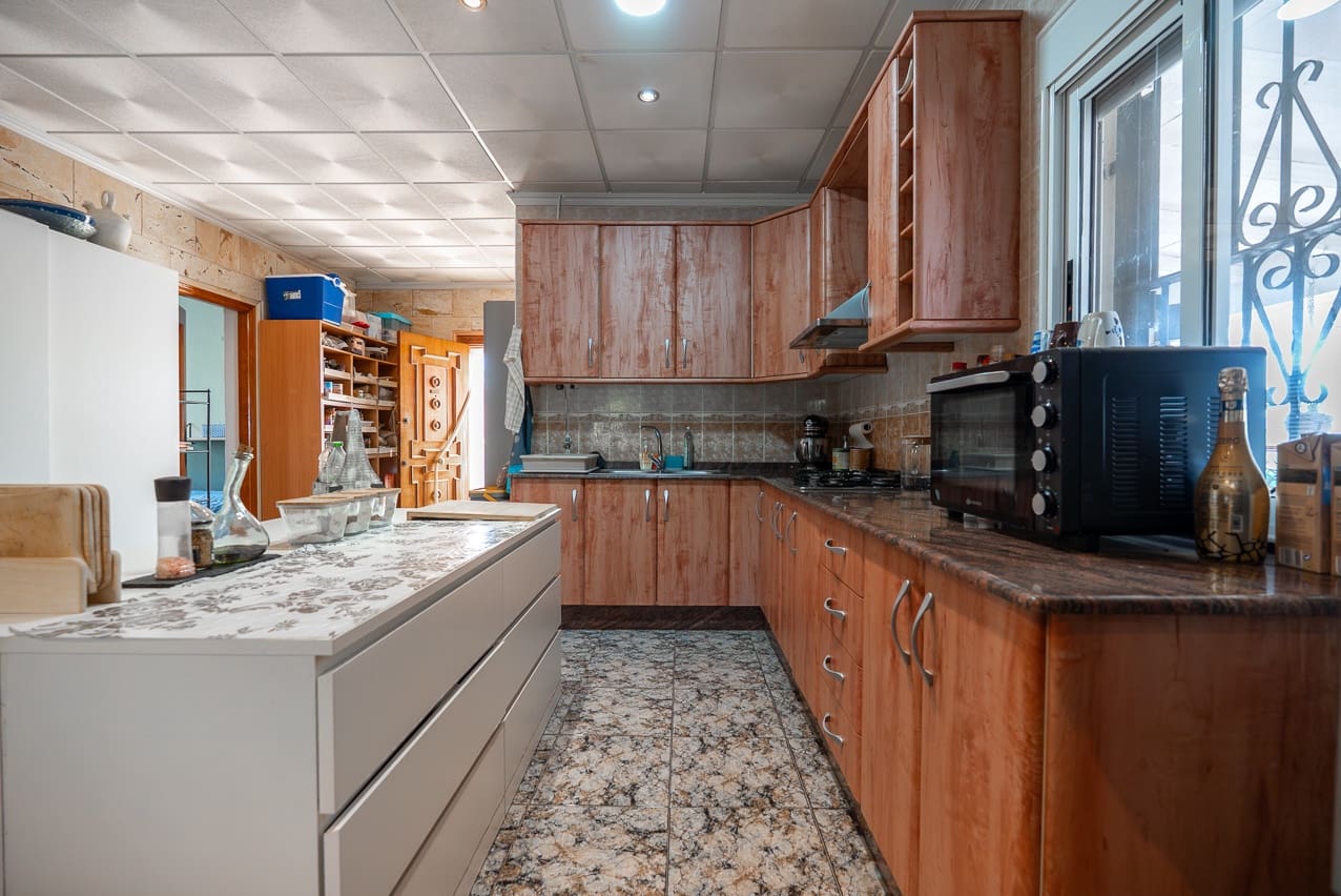 5 slaapkamer Finca/Landhuis te koop in Macisvenda met zwembad - € 285.000 (Ref: 9312068)