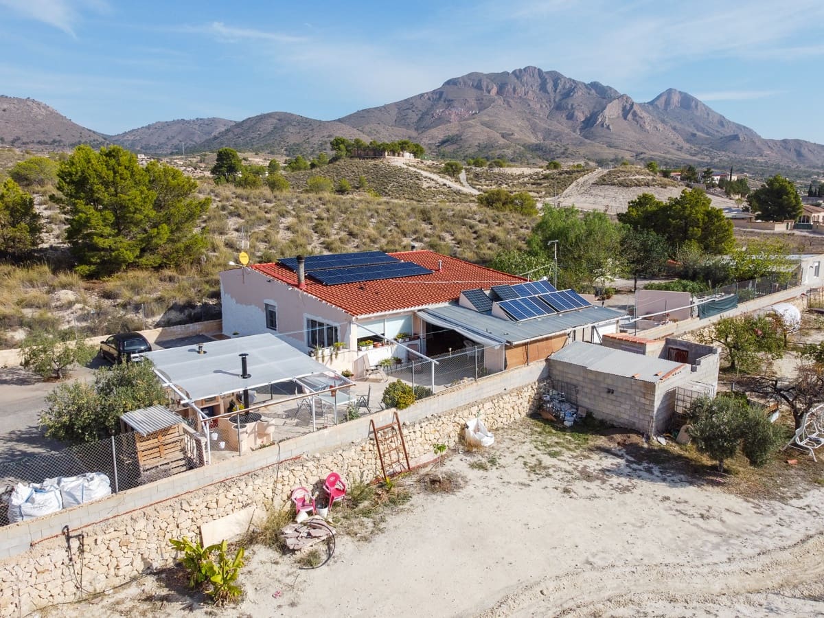 5 slaapkamer Finca/Landhuis te koop in Macisvenda met zwembad - € 285.000 (Ref: 9312068)