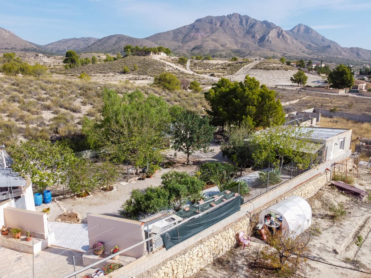 5 slaapkamer Finca/Landhuis te koop in Macisvenda met zwembad - € 285.000 (Ref: 9312068)